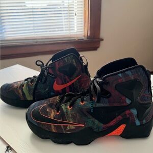 nike basketball shoes - 6Y